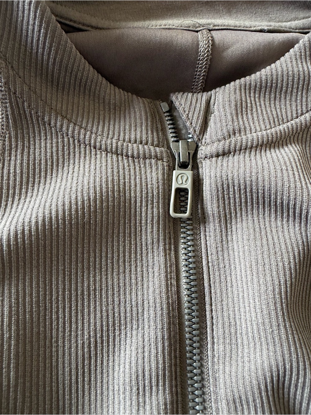 Lululemon Ribbed Softstreme Cropped Jacket - Picture 5 of 5